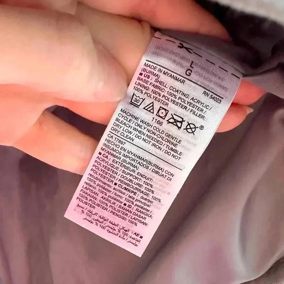 Old Navy Grey Quilted Vest, Gray Outdoor Vest, Puffer Vest, Size Large - Picture 8 of 16